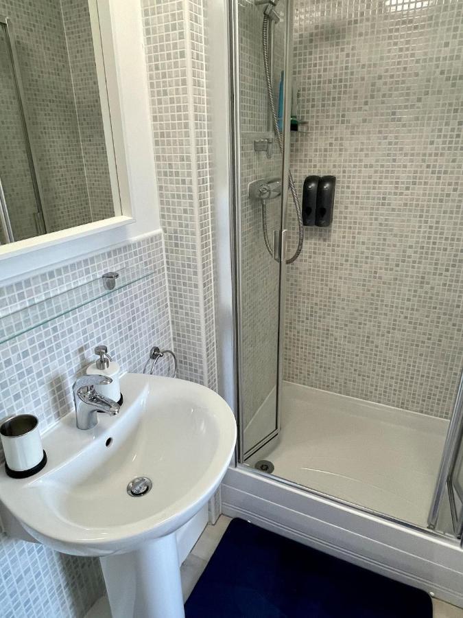 Family Friendly Maritime Apartment Swansea Buitenkant foto