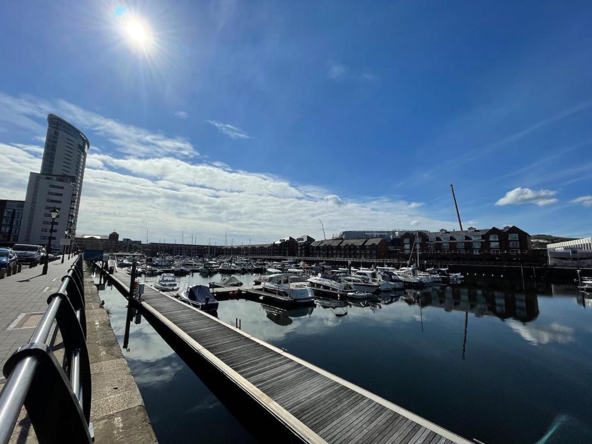 Family Friendly Maritime Apartment Swansea Buitenkant foto