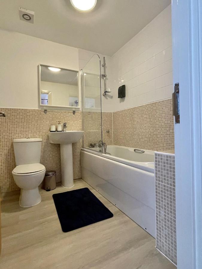 Family Friendly Maritime Apartment Swansea Buitenkant foto